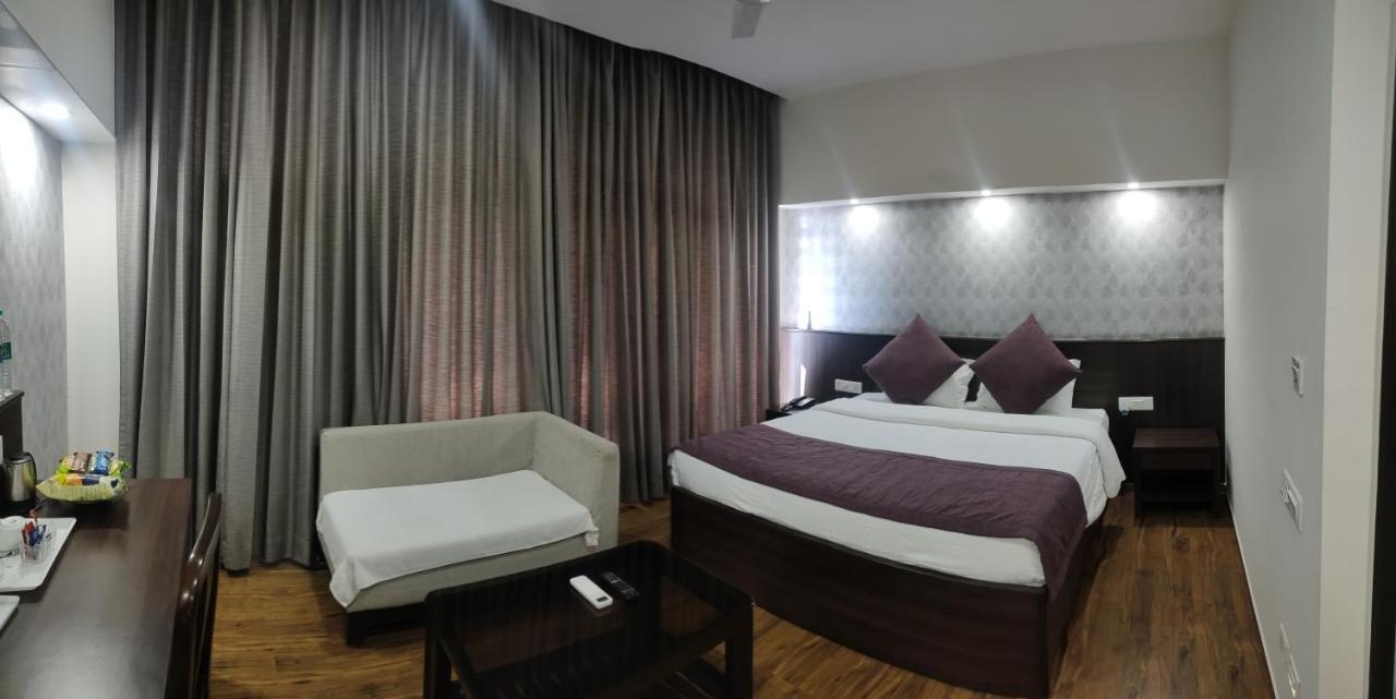 Hotel The Great Ganga Rishikesh Exterior photo