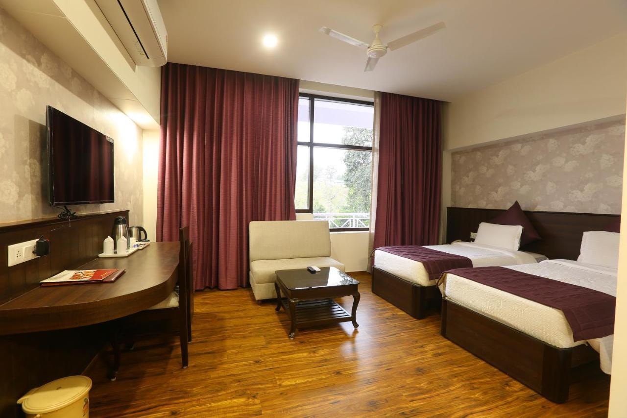 Hotel The Great Ganga Rishikesh Exterior photo