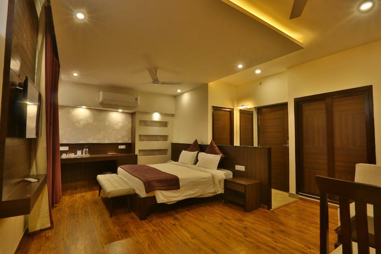 Hotel The Great Ganga Rishikesh Exterior photo